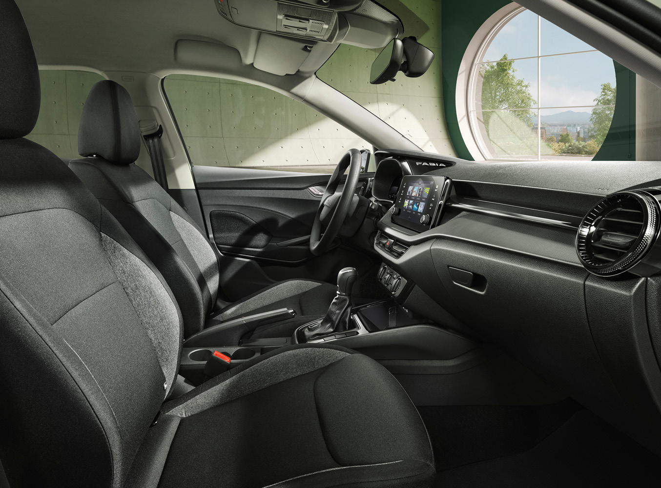 Auf dem Bild ist der Skoda Fabia von innen zu sehen