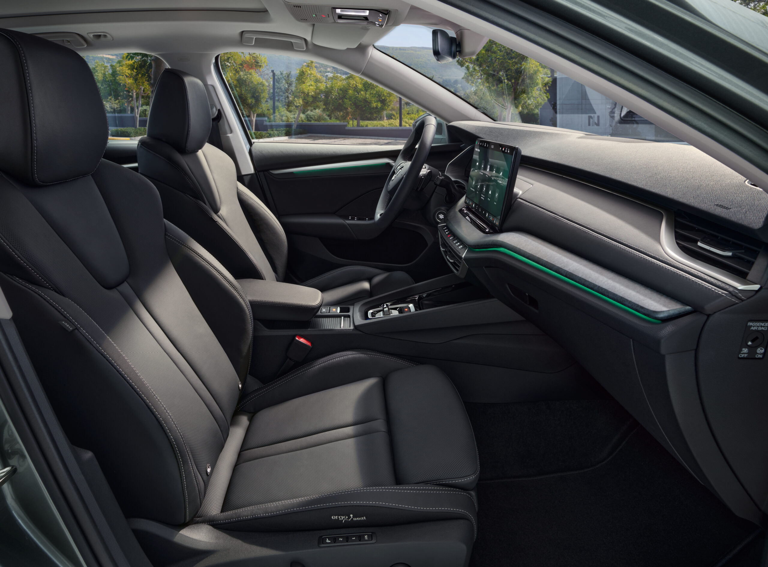 In dem Bild sieht man den Innenraum eines Skoda Octavias